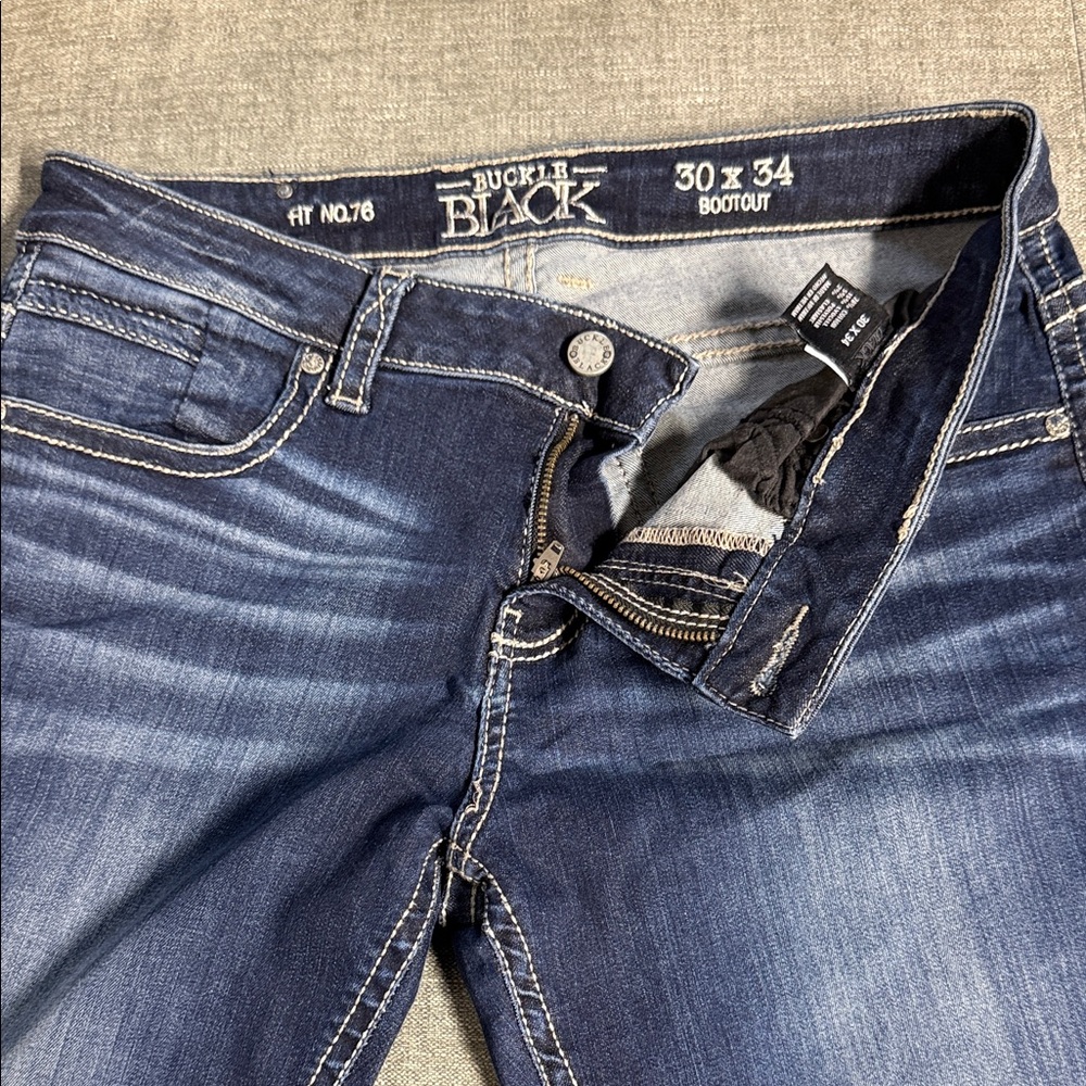 Buckle Black Dark Blue Bootcut Jeans size 30 x 34